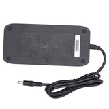 Chargeur 54,6 V 3 A