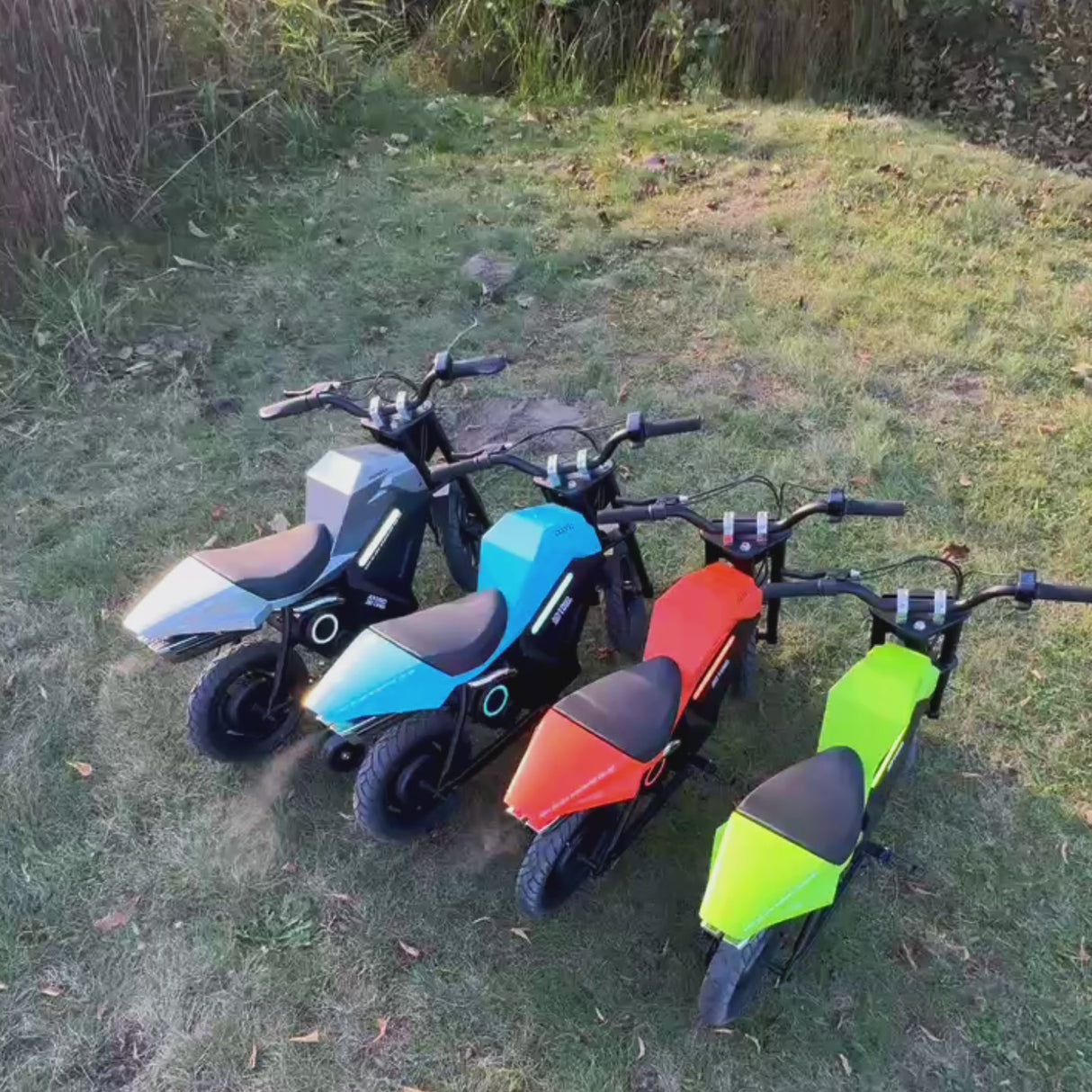 APTUM MINI-ADV Jouet électrique pour enfants avec moteur de 250 W